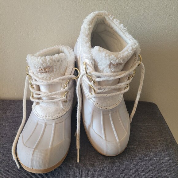 Sperry Girl's Port Alpine Jr Snow Boot - Picture 8 of 10